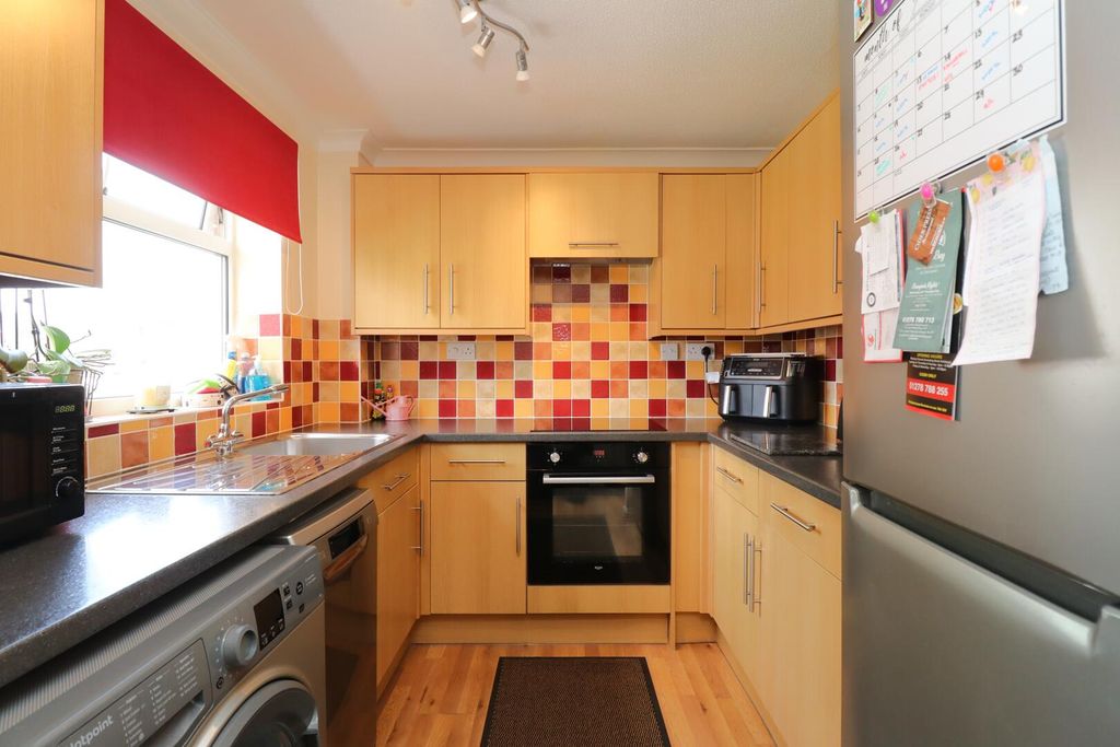 Property photo 2 of 26 Kitchen