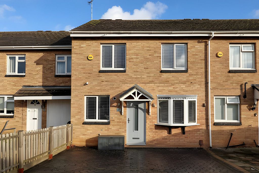 Property photo 1 of 34