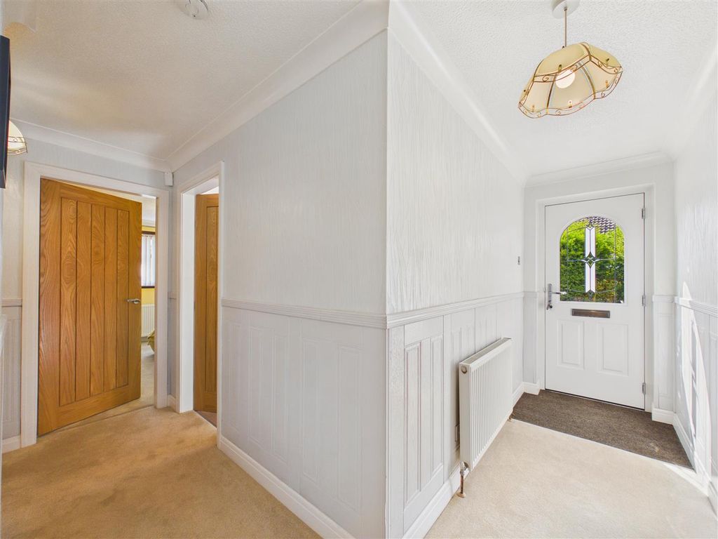 Property photo 2 of 15 Entrance Hallway