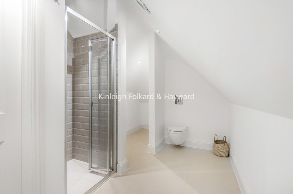 Property photo 3 of 7 0103Ea6E-A2c3-4c6d-A