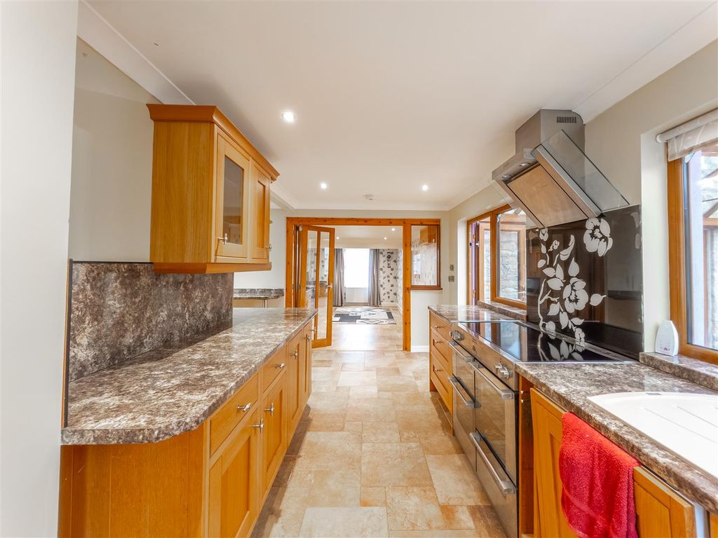 Property photo 3 of 42 Sunny Villa, Breage-08.Jpg