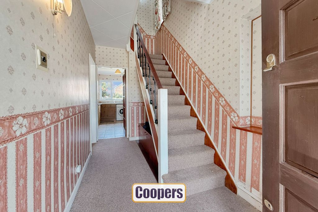 Property photo 2 of 13 Hallway