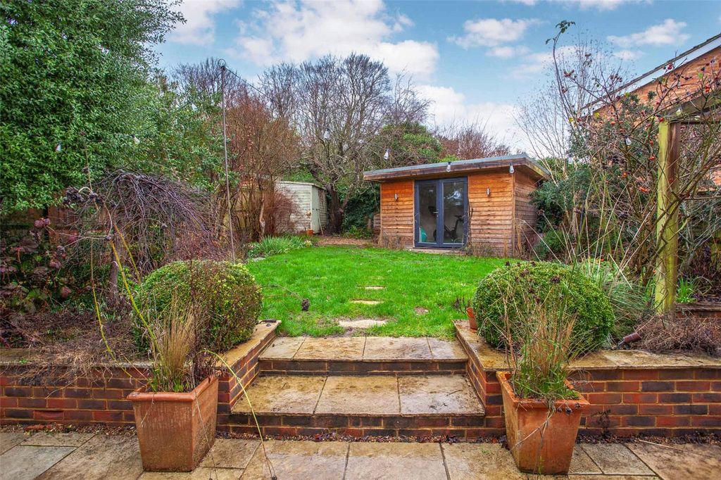 Property photo 3 of 25 Picture No. 03