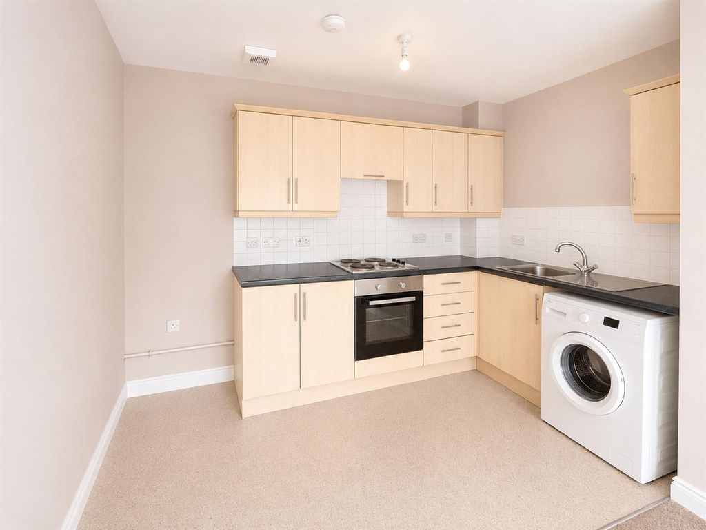 Property photo 3 of 5 Aaf1F6Ca-6B16-4Ede-9c30-dc9271B62Fb9.Png