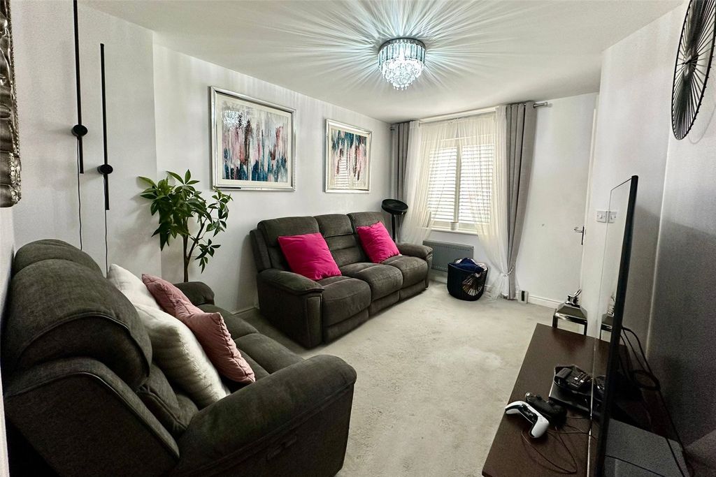 Property photo 2 of 13 Picture No. 31