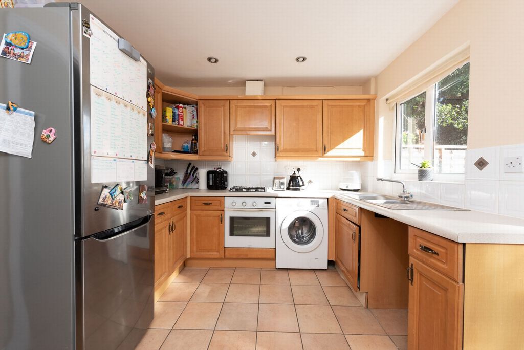 Property photo 2 of 11 Photo 6