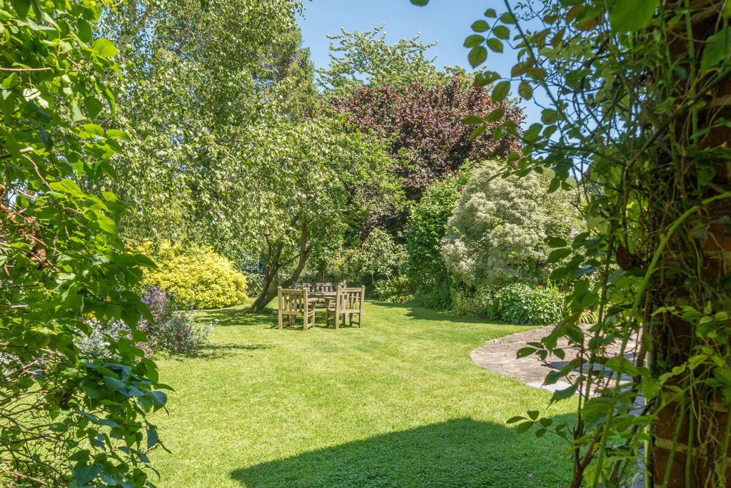 Property photo 2 of 24 1477422-5-6A32Aef...