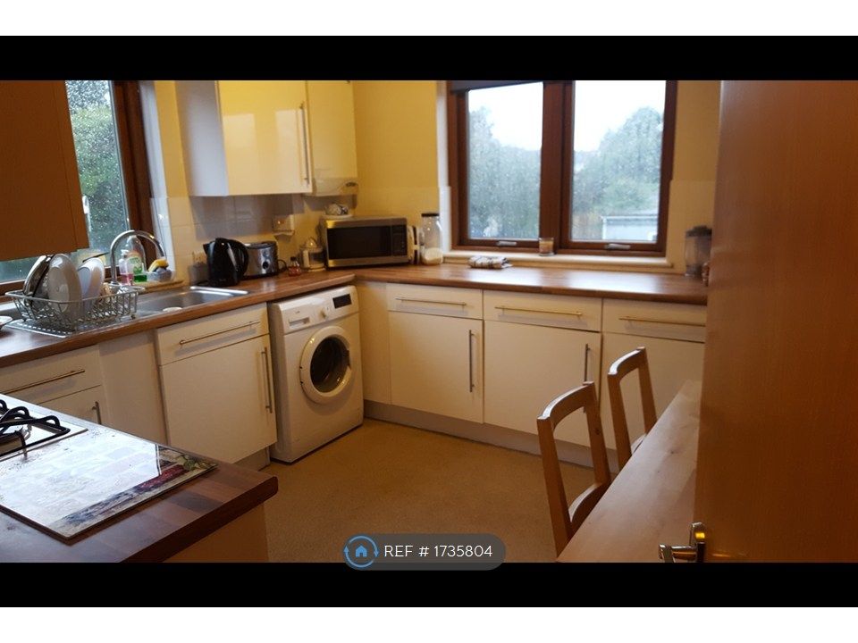 Property photo 2 of 14 Kitchen-01