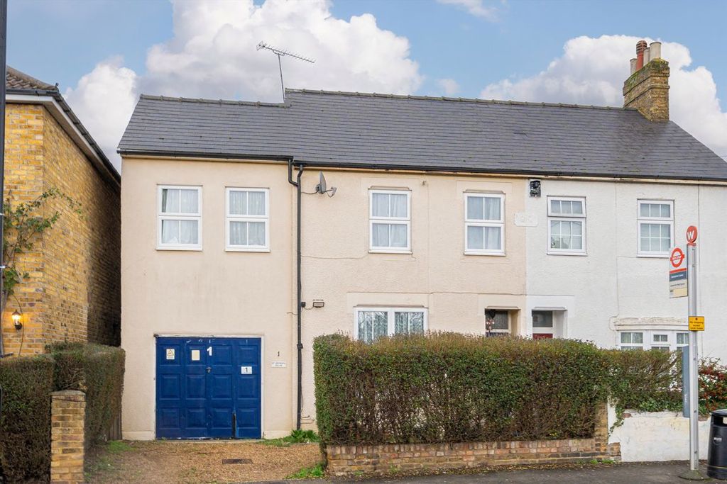 Property photo 1 of 6