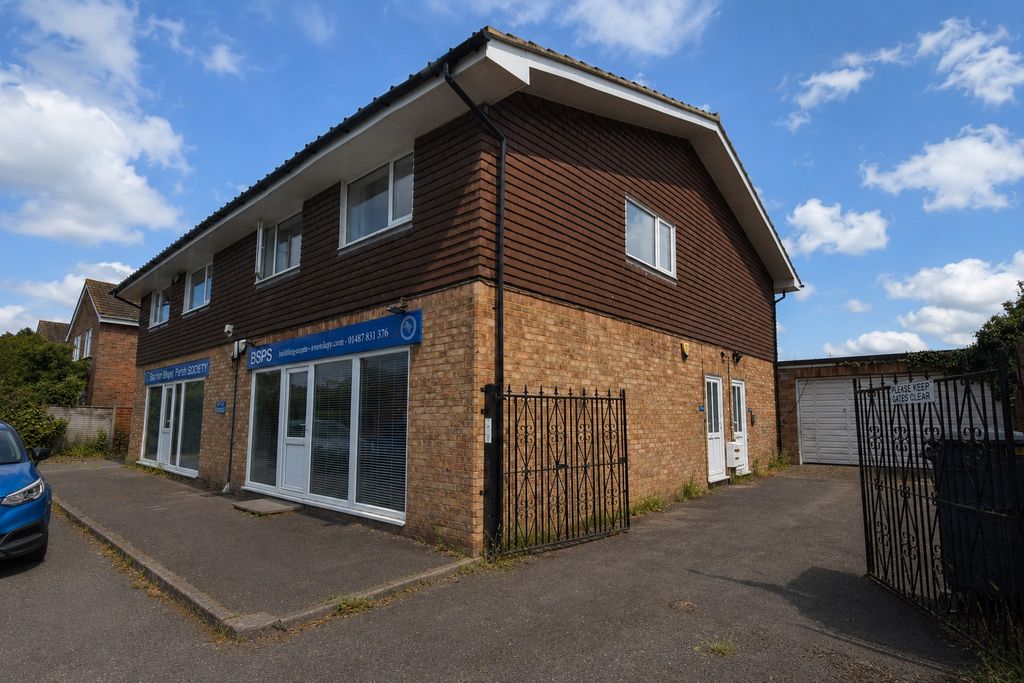 Property photo 1 of 7