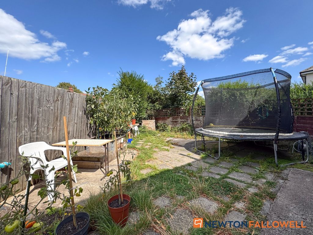 Property photo 3 of 20