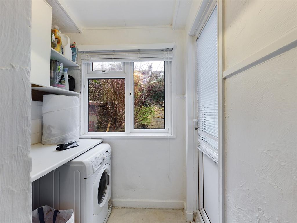 Property photo 3 of 9 Cam00771P1-Pr0020-Still02.Jpg