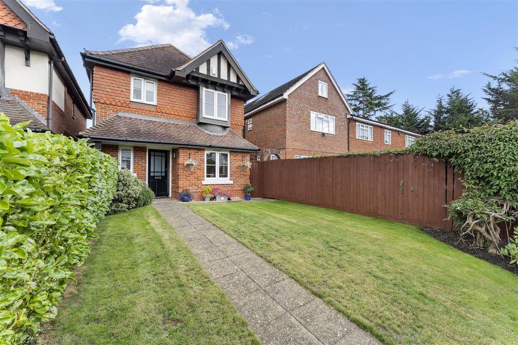 Property photo 1 of 15