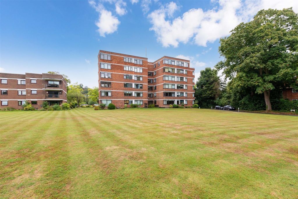 Additional image 19 of 2 bed flat for saleWoodhurst South Ray Mead Road, Maidenhead SL6