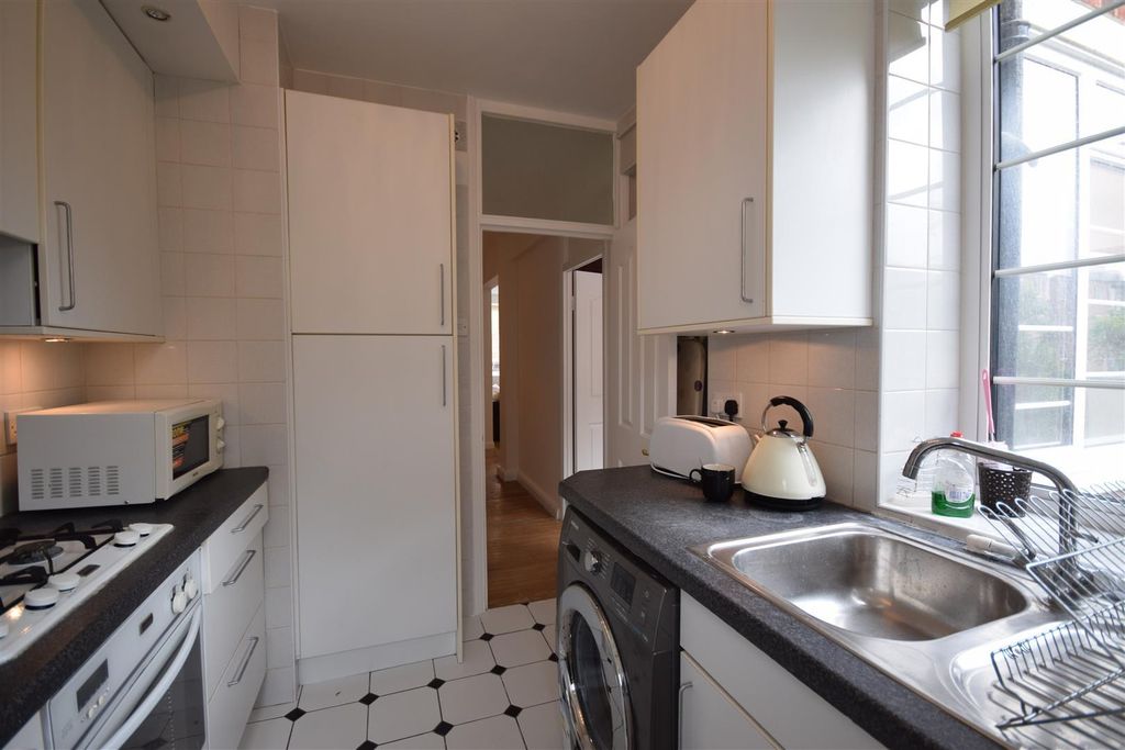 Property photo 2 of 10 P-Nogpmub0Cxbknzwzzbgq.Jpg