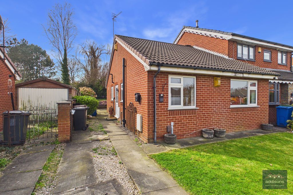 Property photo 1 of 11 Photo 10