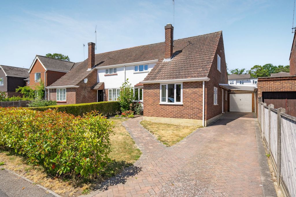 Property photo 1 of 11