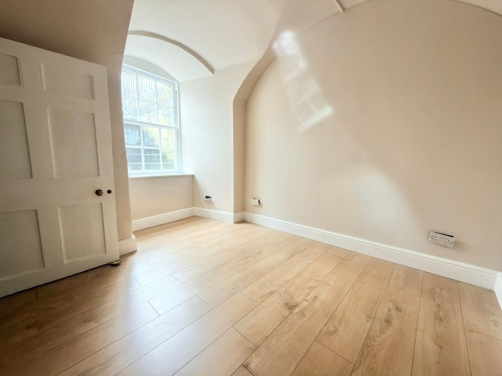 Additional image 6 of 4 bed flat to rentThe Circus, Bath BA1