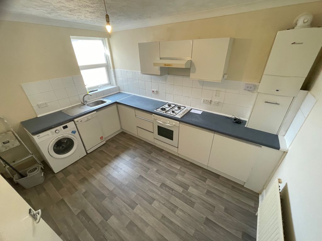 Property photo 2 of 10 Img_1324