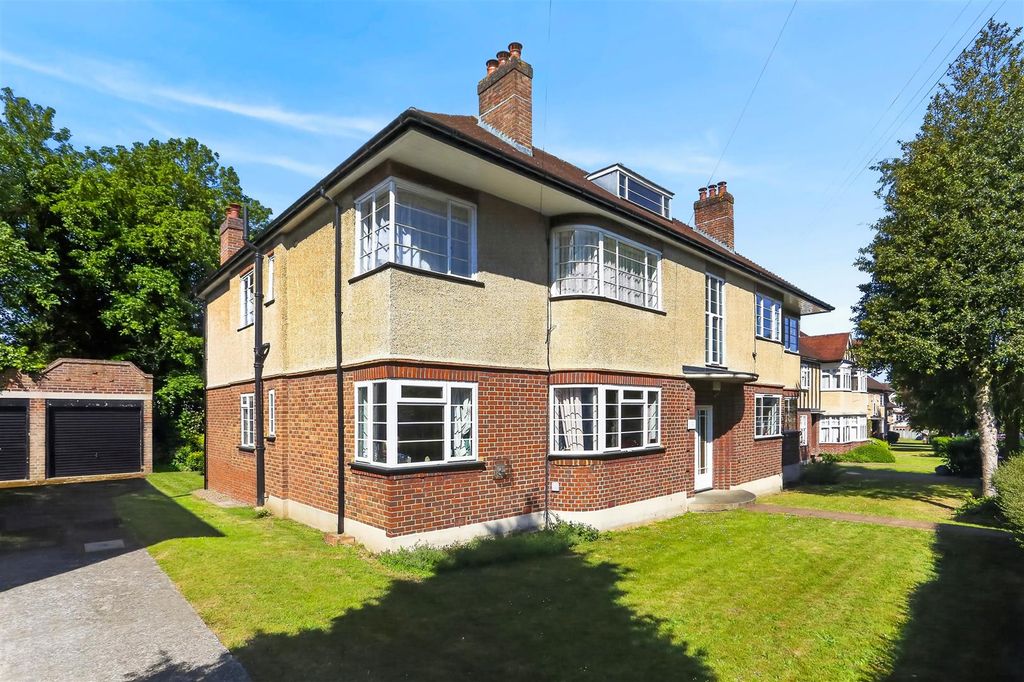 Property photo 1 of 15 1691000567 - 3.Jpg