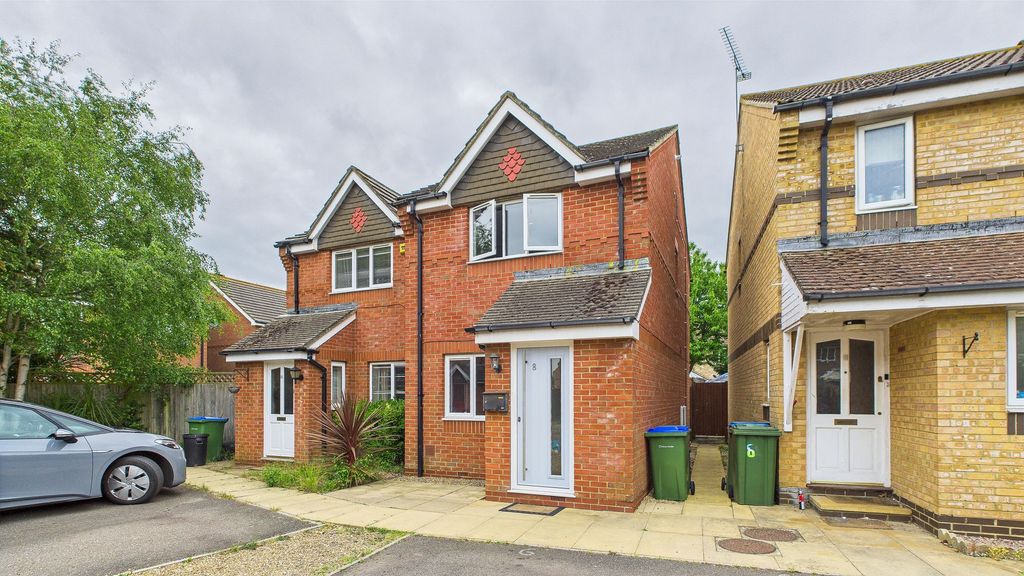 Property photo 1 of 10 External