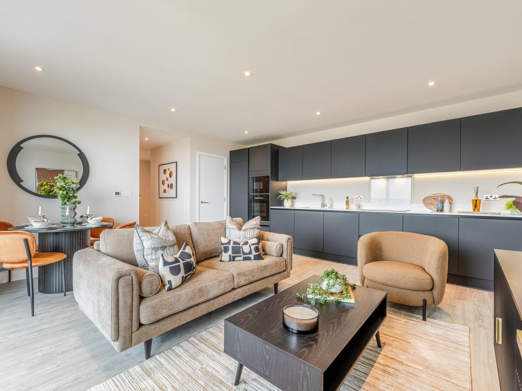 Property photo 1 of 12 The Liberty, Number 567