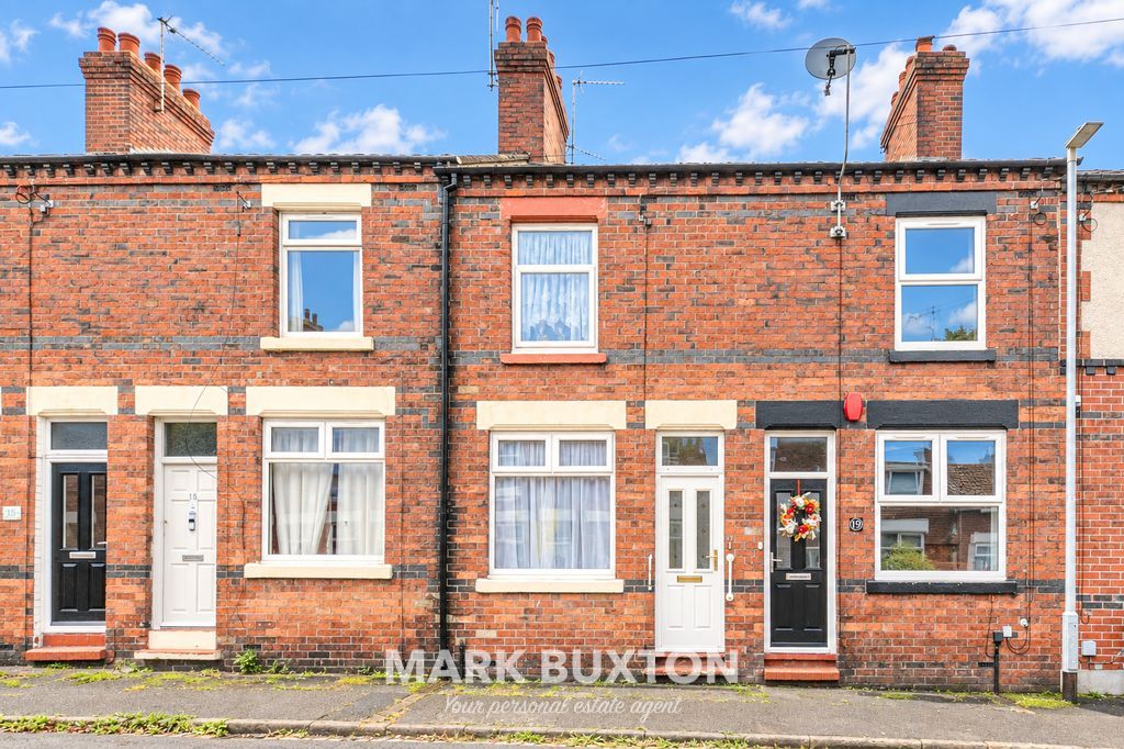 Property photo 1 of 17