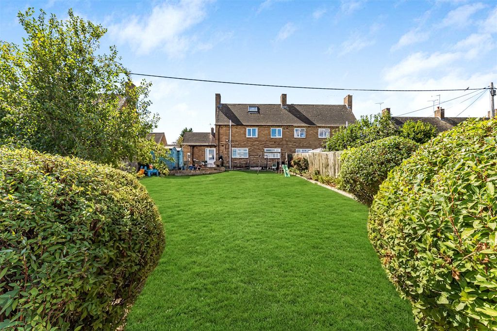 Property photo 3 of 13 Picture No. 33