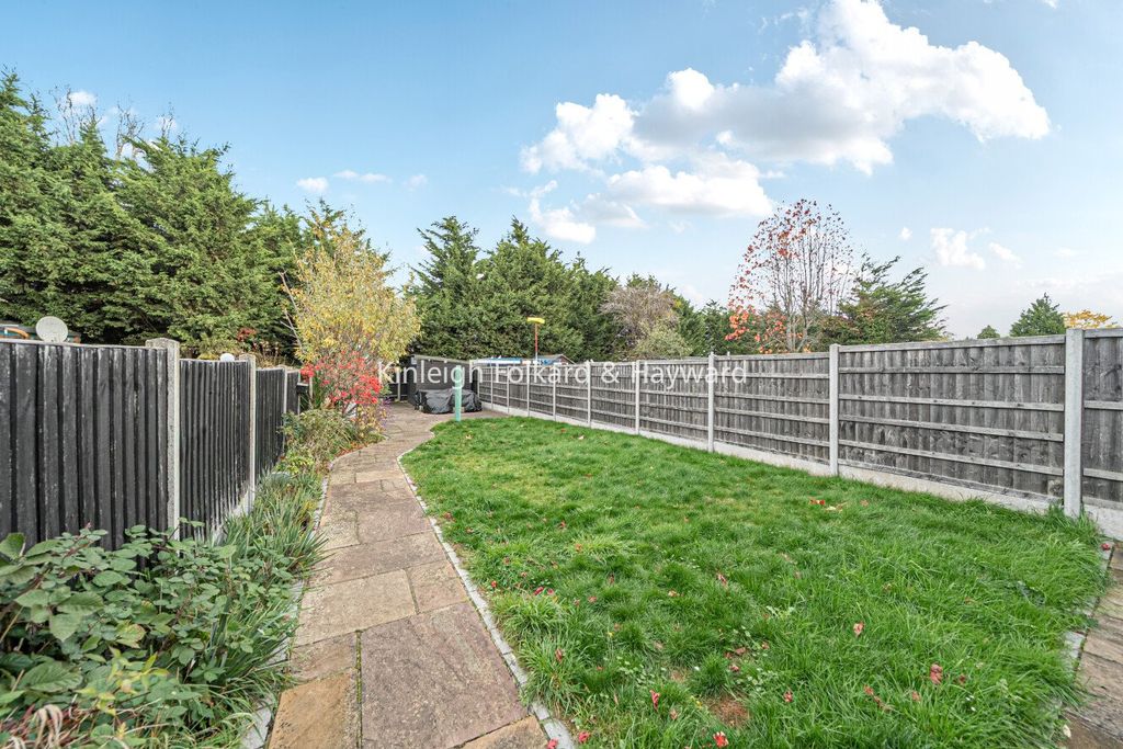 Property photo 3 of 16 Picture No. 04