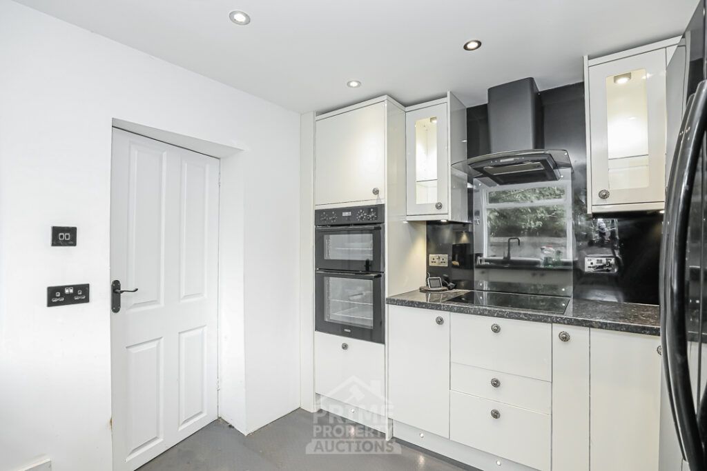 Additional image 11 of 3 bed flat for sale122 Main Street, Newmilns KA16