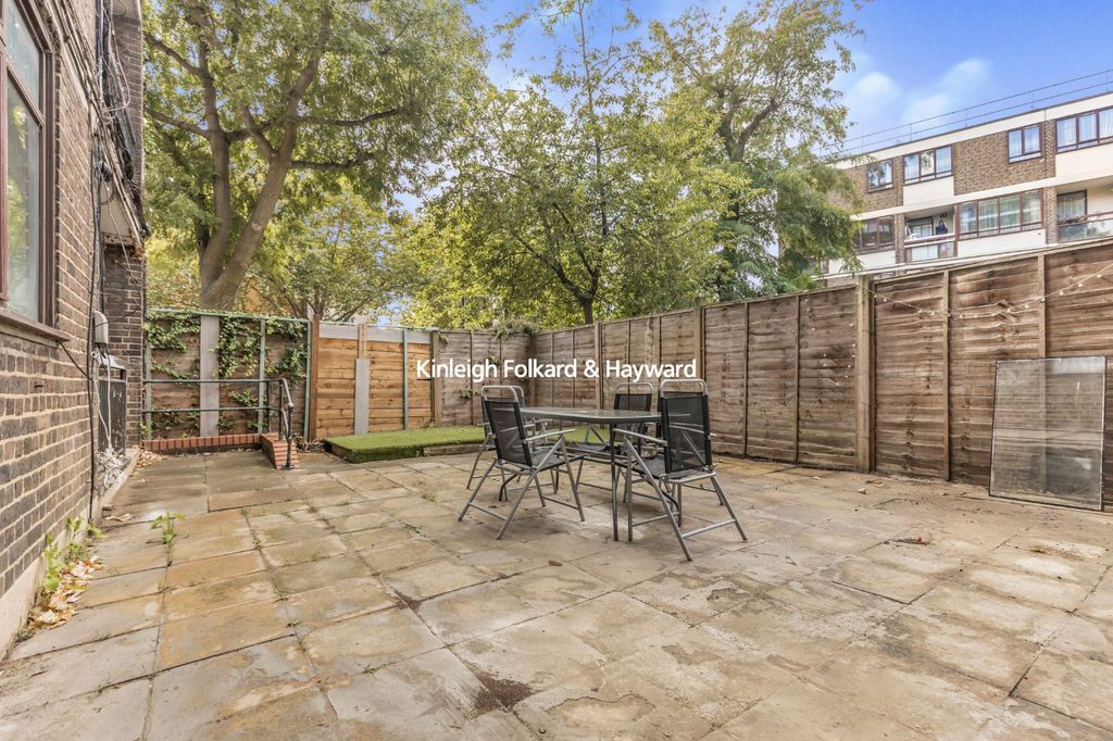 Property photo 2 of 13 Picture No. 08