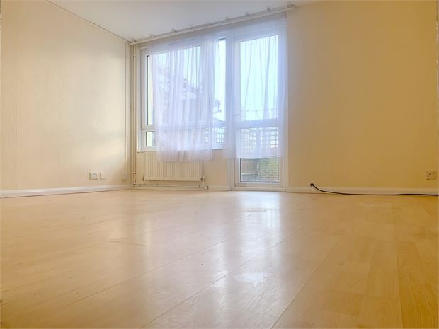 Property photo 2 of 5 Picture 2