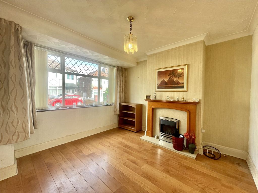 Property photo 2 of 8 Picture No. 01