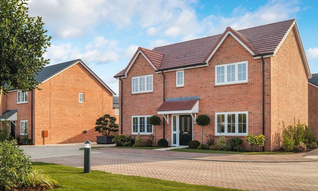 Property photo 1 of 8 Dandara - Zoopla -