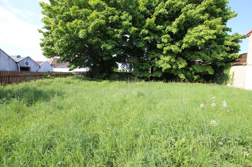 Property photo 1 of 5