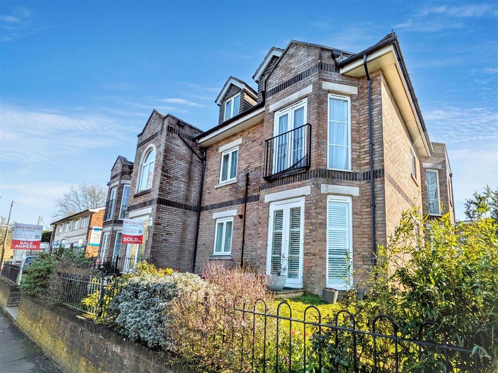 Property photo 1 of 9 Exterior New.Jpg