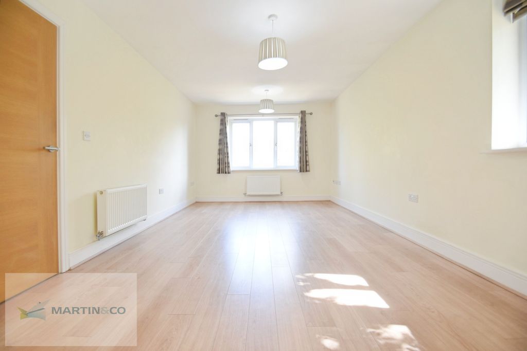 Property photo 3 of 11 3