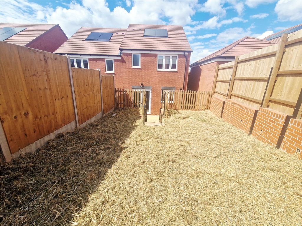 Property photo 2 of 18 Picture No. 23