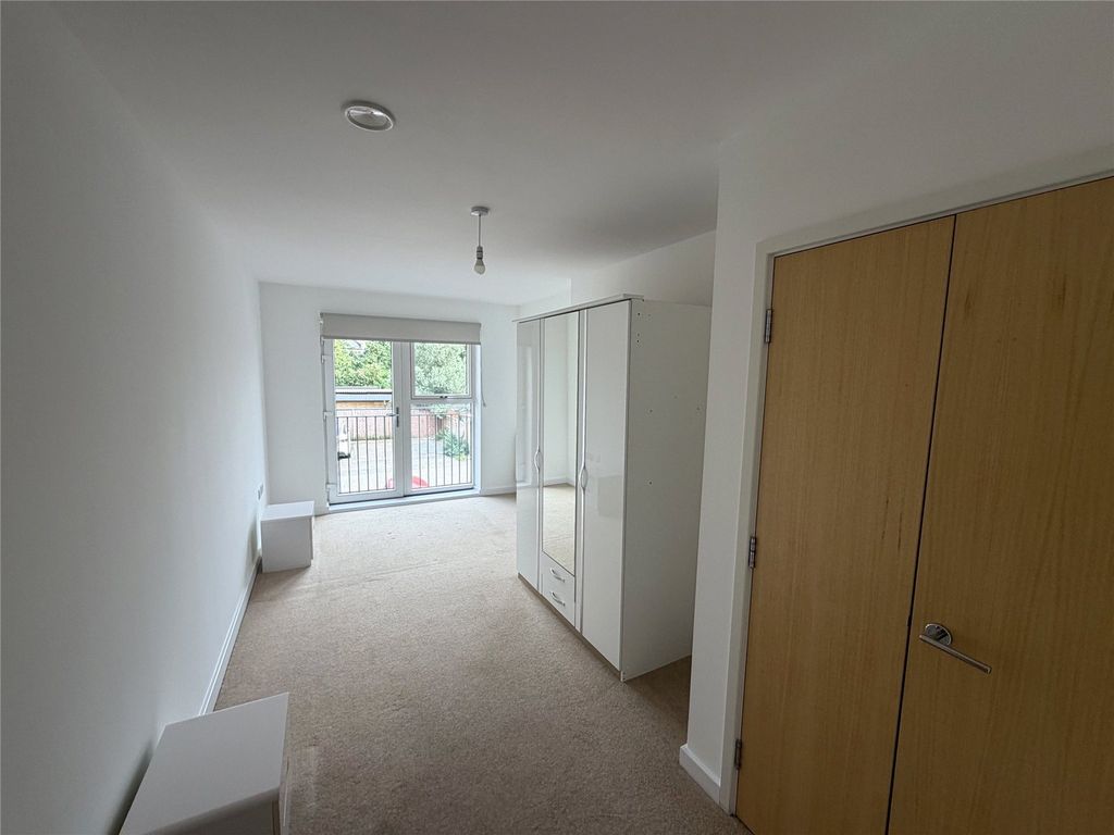 Property photo 3 of 7 Bedroom