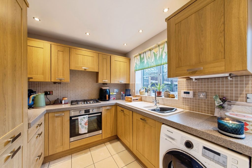 Property photo 2 of 14 Pbox-Img.Jpg