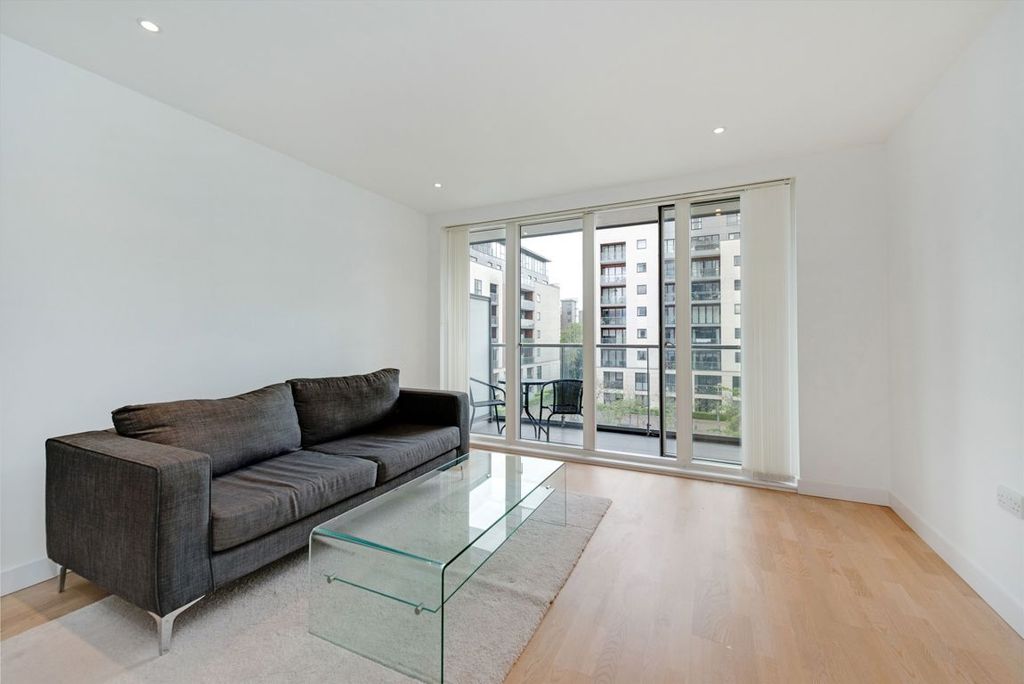 Property photo 2 of 5