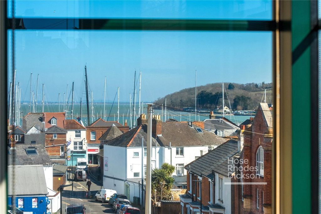 Property photo 3 of 17 Pbox-Img.Jpg