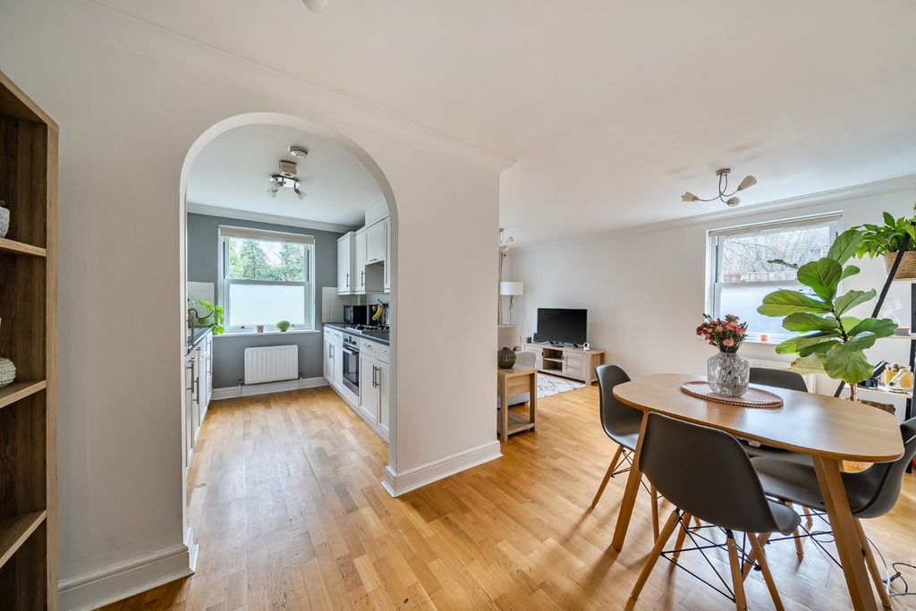 Property photo 2 of 20 Picture No. 07