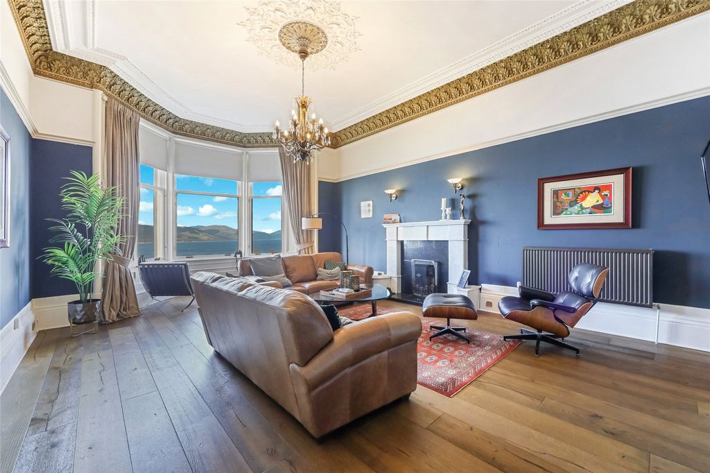 Property photo 2 of 38 Picture No. 01