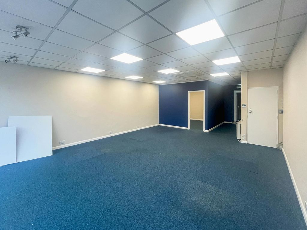 Property photo 3 of 5 1.Jpg