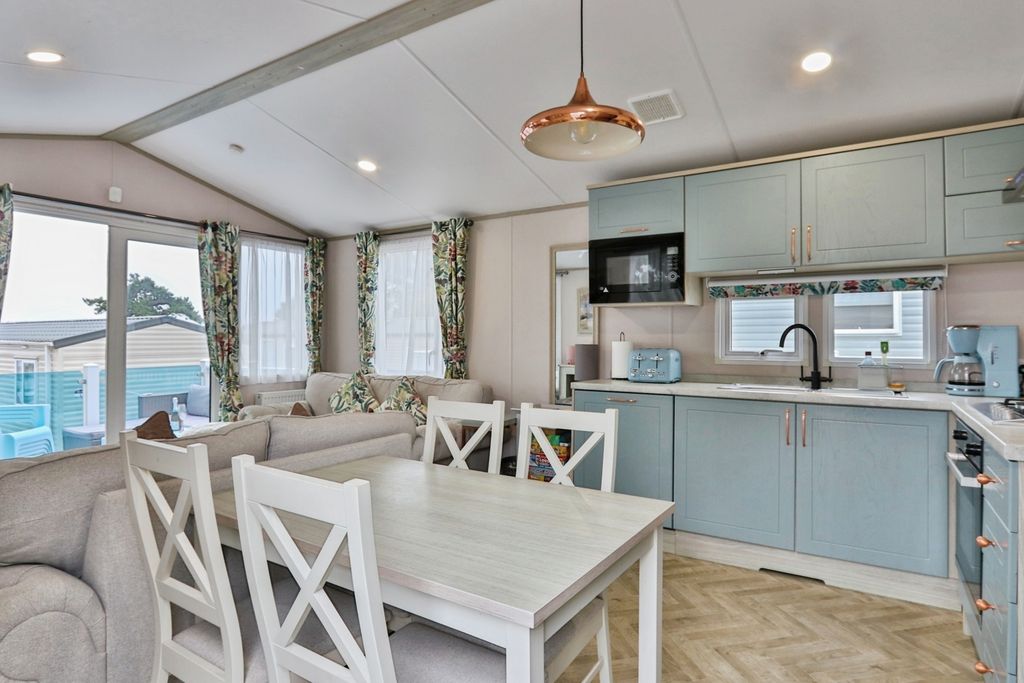 Property photo 3 of 18 Open Plan Living