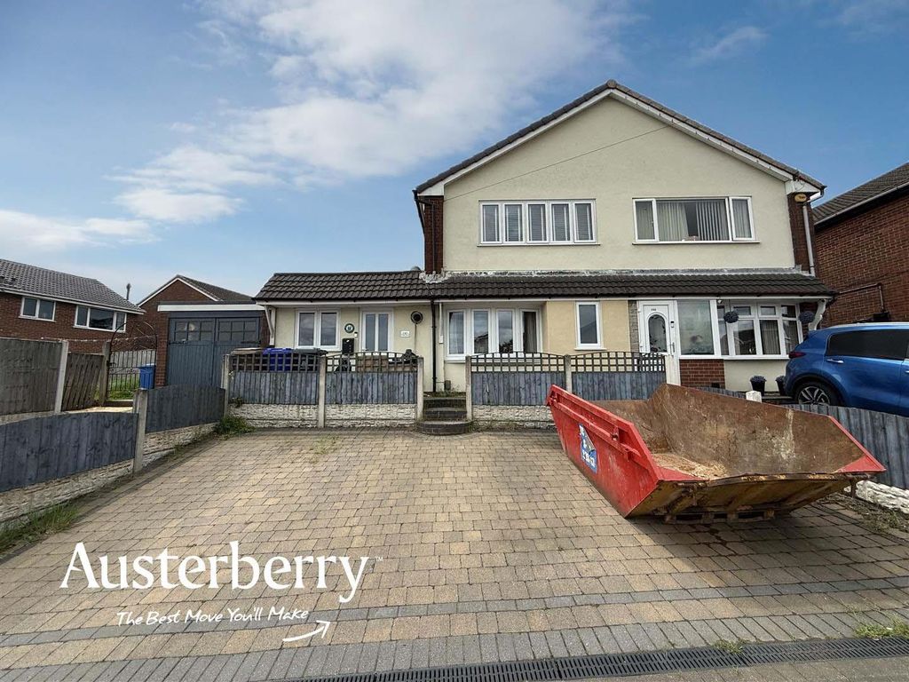Property photo 1 of 17 143 Bambury.Jpg