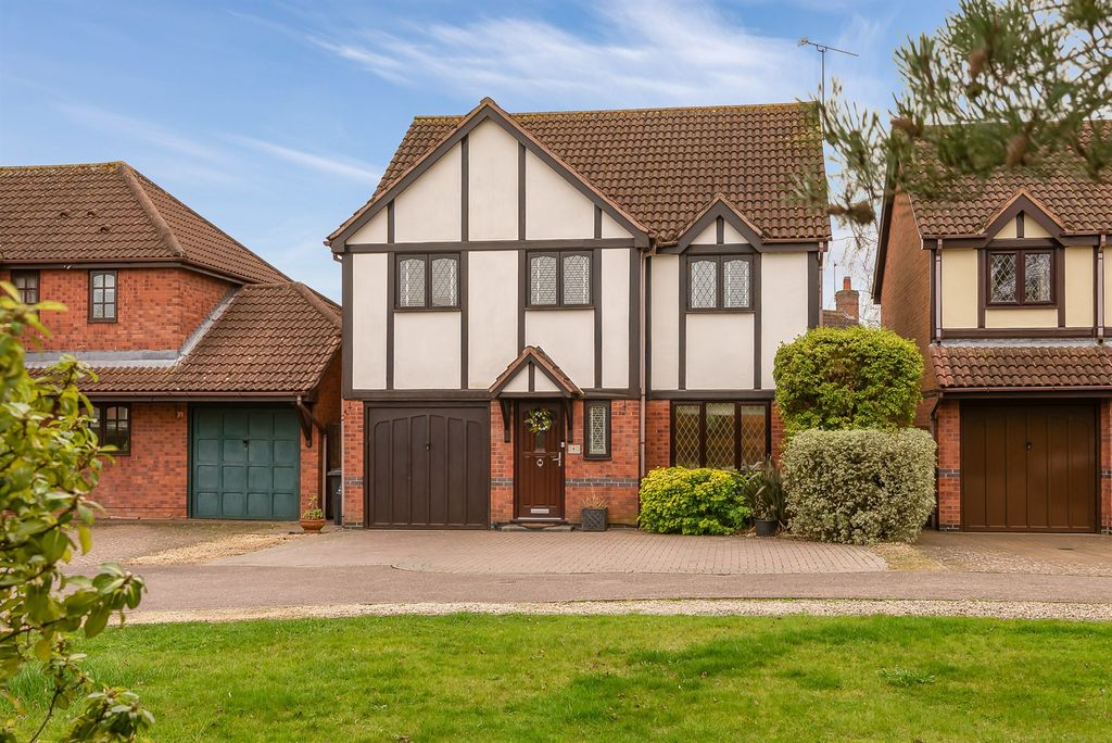 Property photo 1 of 18 Front