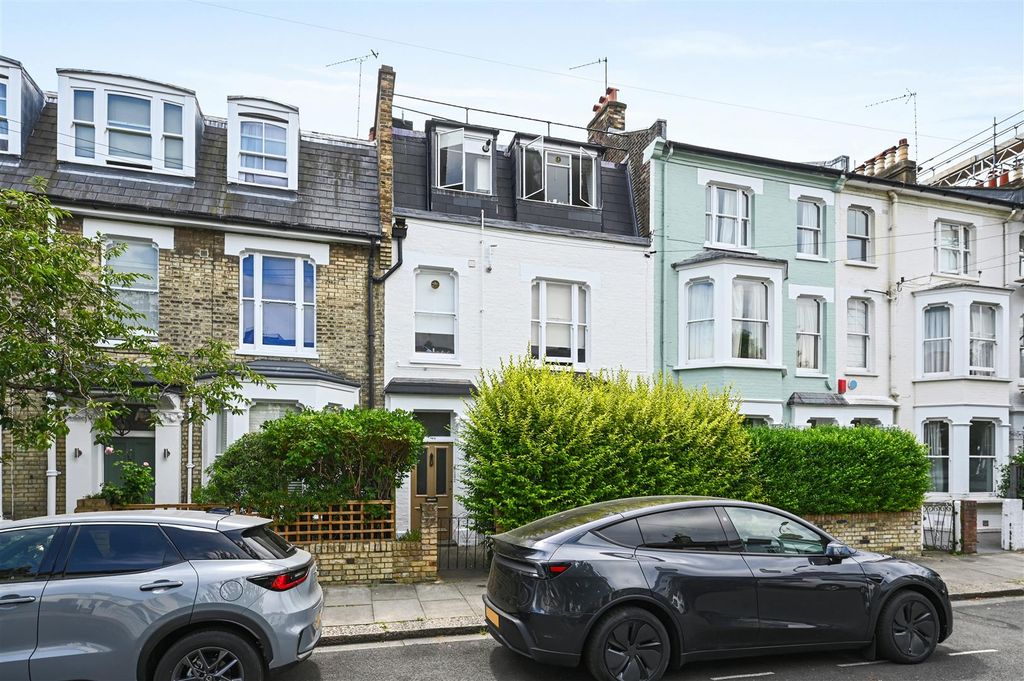 Property photo 1 of 9 Anley Road