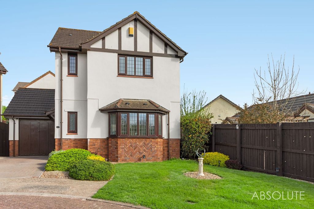 Property photo 1 of 19